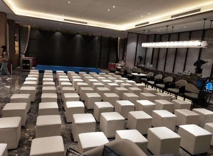 南京年会活动长条沙发凳面包凳租赁长条桌租赁 送货上门 厂家价格
